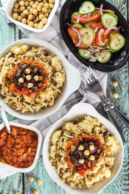  Koshari! Pikantna mieszanina makaronu, ryżu i ciecierzycy, idealna na sycące i egzotyczne danie